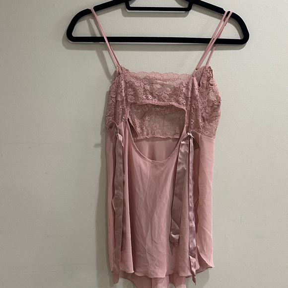 Victoria's Secret Blush Lace Chemise baby doll - Picture 4 of 9